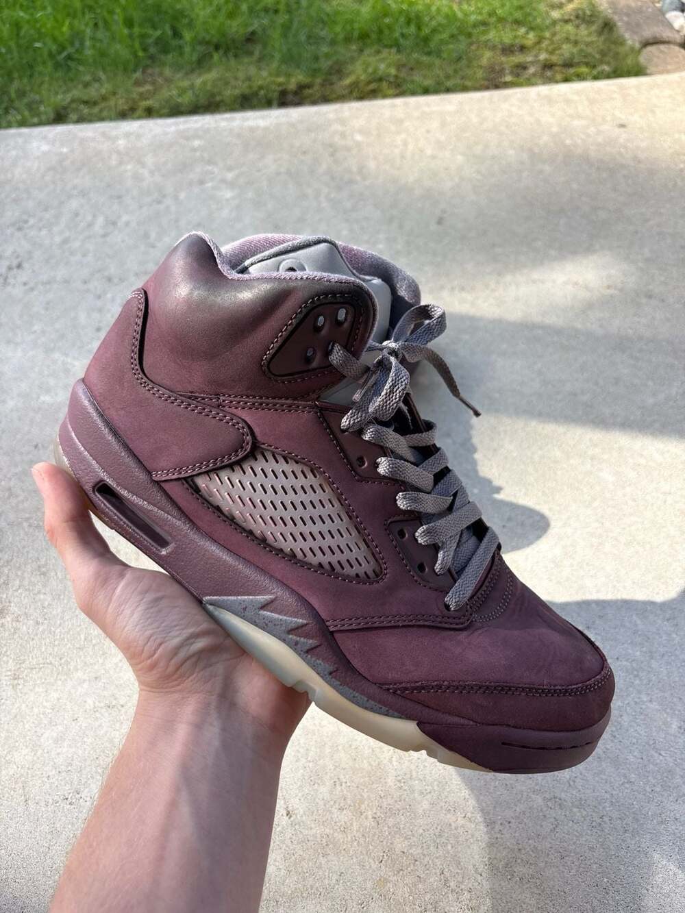 Jordan Air Jordan 5 Retro Sneaker size 9.5